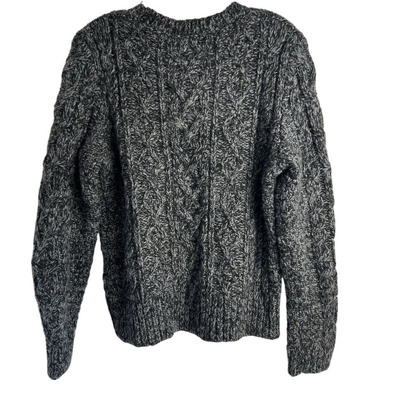 Banana Republic Women’s Gray and Black Blended Wool Cable Knit Sweater Size M - Picture 9 of 10